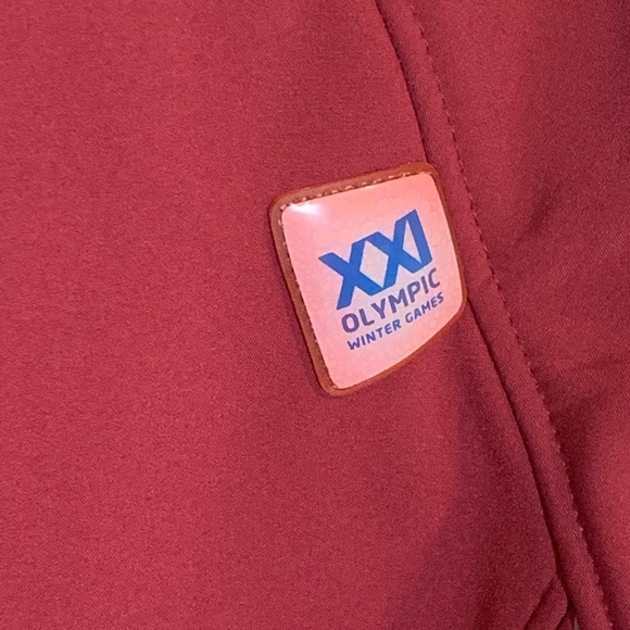 OLYMPICS WOMENS 2010 VANCOUVER WINTER JACKET OFFICIAL - Picture 5 of 7